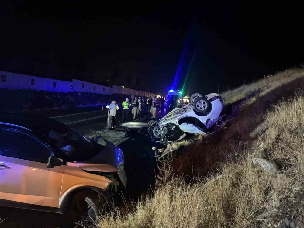 Türkiye Genelinde Trafik Kazaları.. 14 Kişi Hayatını Kaybetti, 74 Kişi Yaralandı!