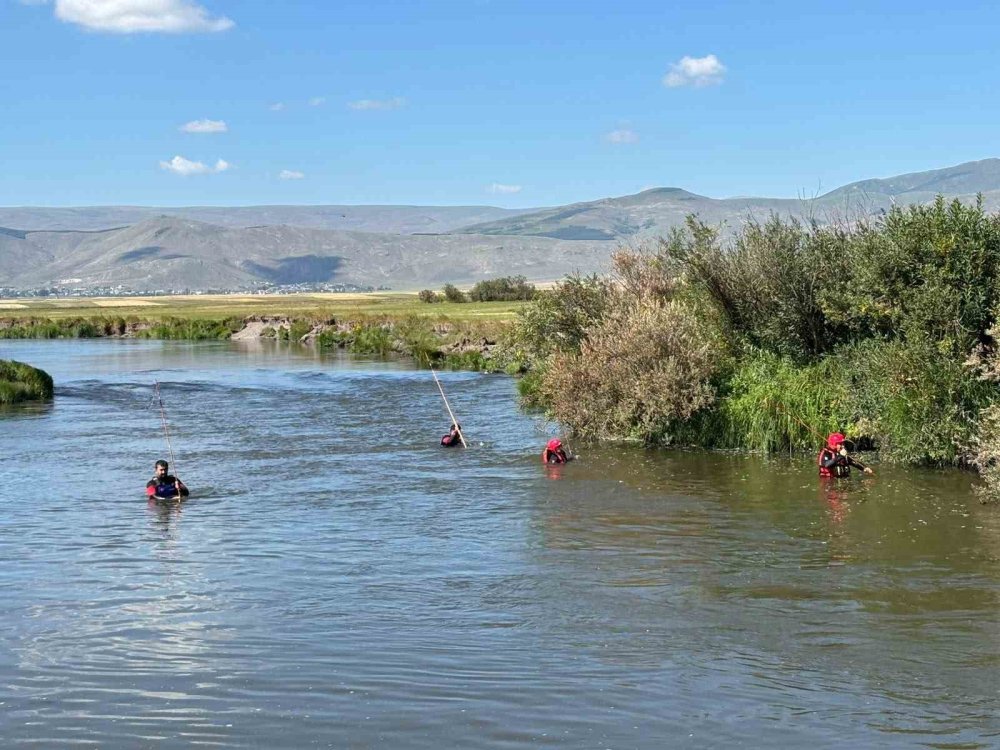 Kura Nehri’nde Kaybolan Çobandan Acı Haber.. Cansız Bedeni Bulundu!