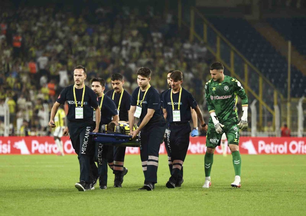 Süper Lig’de Gecenin Kazananları.. Fenerbahçe ve Kasımpaşa Güldü!