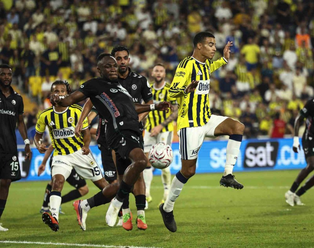 Süper Lig’de Gecenin Kazananları.. Fenerbahçe ve Kasımpaşa Güldü!
