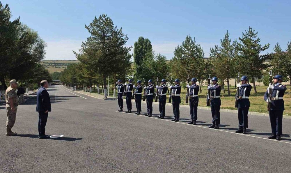 Jandarma Personeline Rütbe Terfisi.. Halil Coşkun Tuğgeneral Rütbesine Yükseldi!