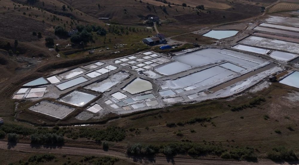 Yerin 50 Metre Altından Çıkıyor, Sofraların Vazgeçilmezi Kaynak Tuzu Hasat İçin Gün Sayıyor