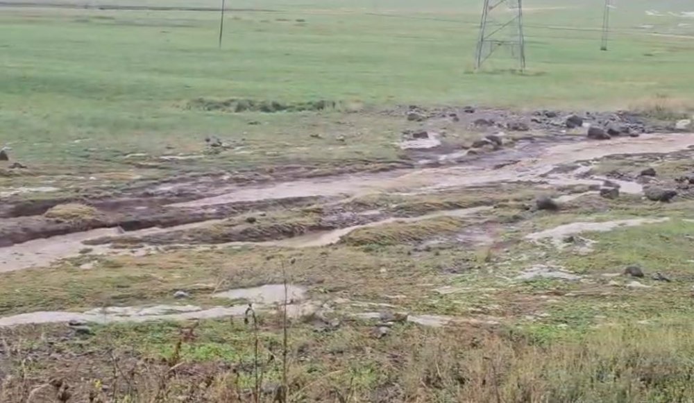 Ardahan’da Sağanak ve Dolu Alarmı.. Su Taşkınları ve Hasar Meydana Geldi!