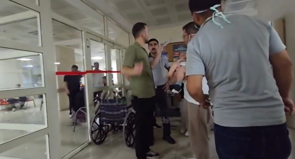 Bursa’da Düğün Yemeği Sonrası Rahatsızlanan 50 Kişi Hastanelik Oldu