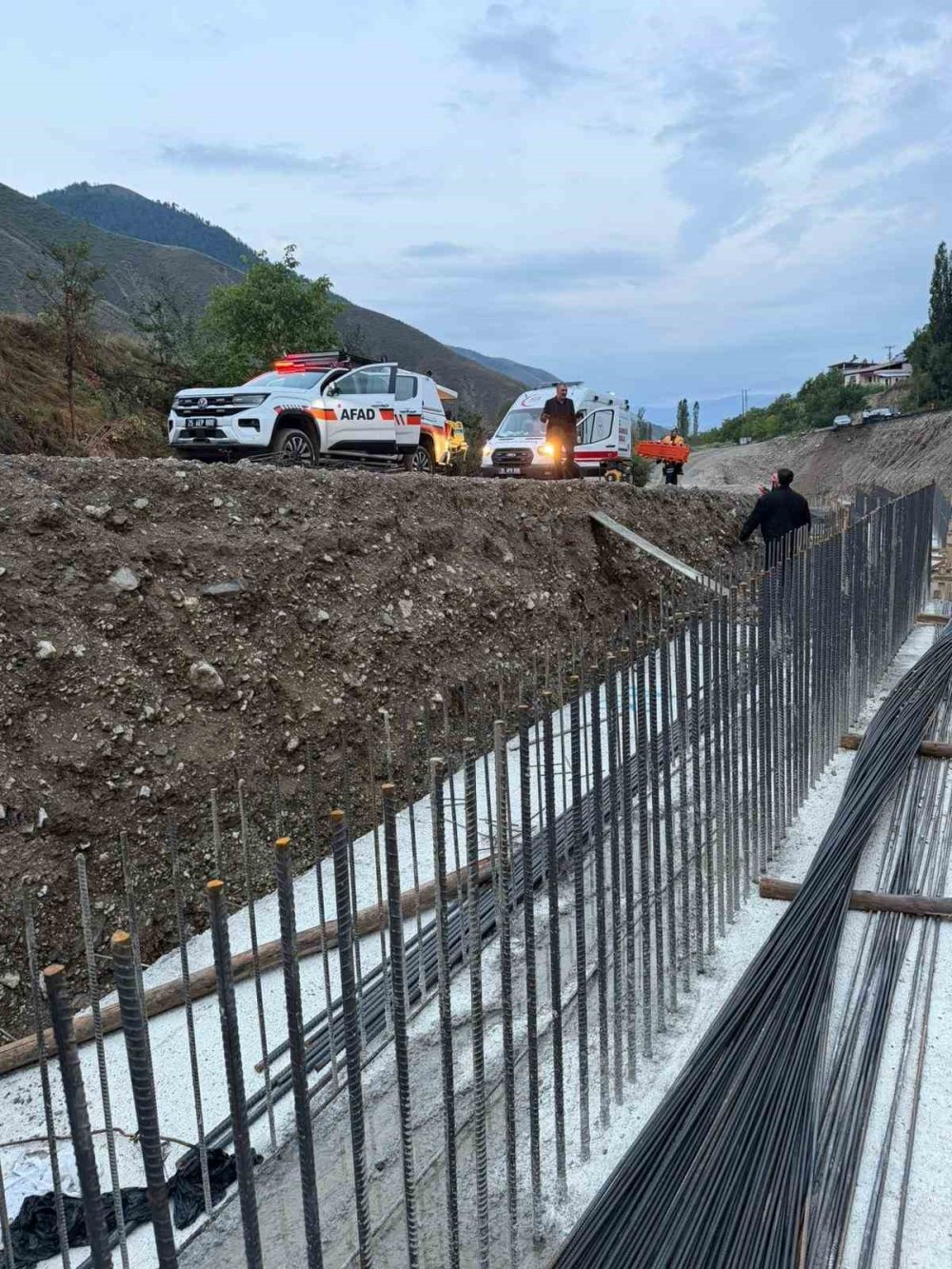 Oltu-Erzurum Yolunda Faciaya Dönüşen Çalışma.. 3 Kişinin Ölümü Tepki Çekti!