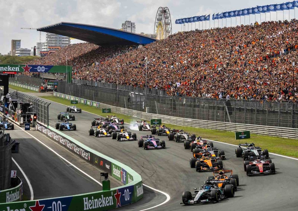 Formula 1 Heyecanı Monza’ya Taşınıyor.. İtalya Grand Prix’sinde Gözler Liderlikte!