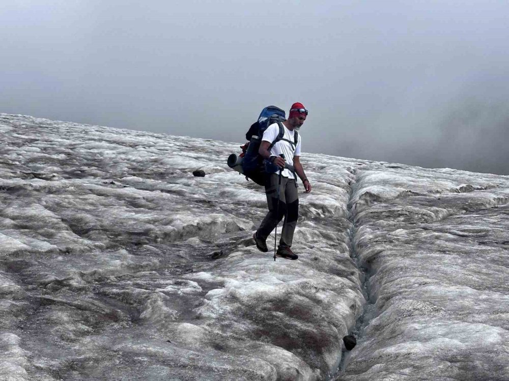 İki Gün, İki Zirve.. Rota Doğa Spor Kulübü Antrenörleri Kazbek’e Tırmandı!