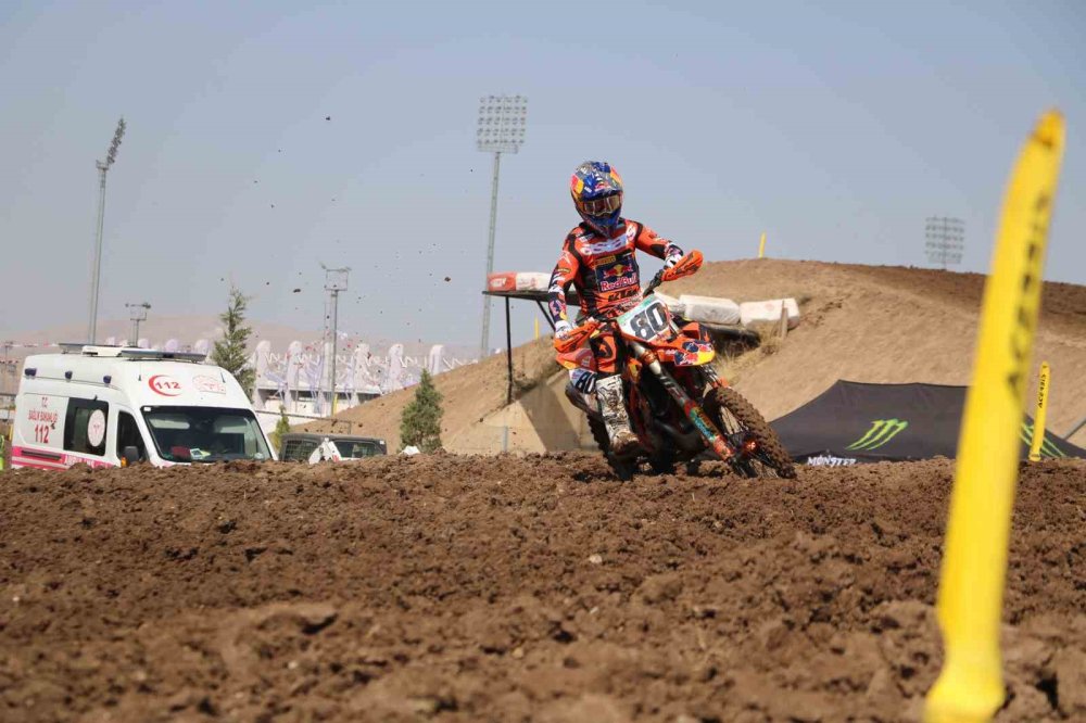 Dünya Motokros Şampiyonası Afyon’da Başladı.. 23 Ülkeden Sporcular Yarışıyor!