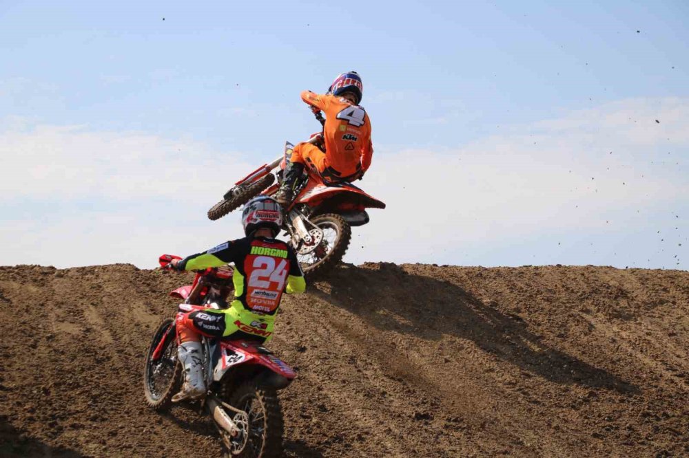 Dünya Motokros Şampiyonası Afyon’da Başladı.. 23 Ülkeden Sporcular Yarışıyor!