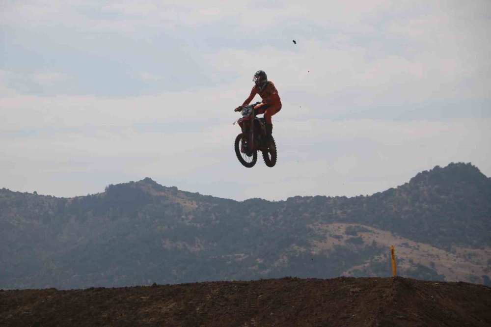 Dünya Motokros Şampiyonası Afyon’da Başladı.. 23 Ülkeden Sporcular Yarışıyor!
