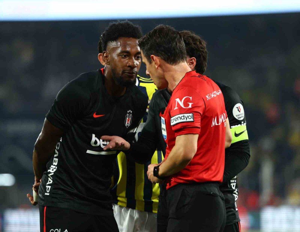 Süper Lig’de Günün Ardından.. Beşiktaş Derbiyi Kazandı, Erzurumspor İlk Galibiyetini Aldı!