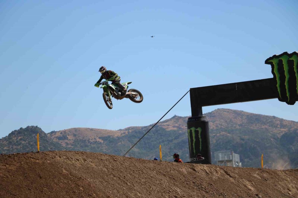 MXGP Türkiye’de İlk Yarış Tamamlandı.. Jeffrey Herlings Afyon’da Zirveye Çıktı!