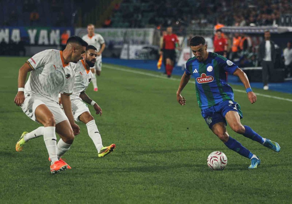 Süper Lig'de Günün Son Maçları Oynandı.. 4'üncü Hafta Tamamlandı!