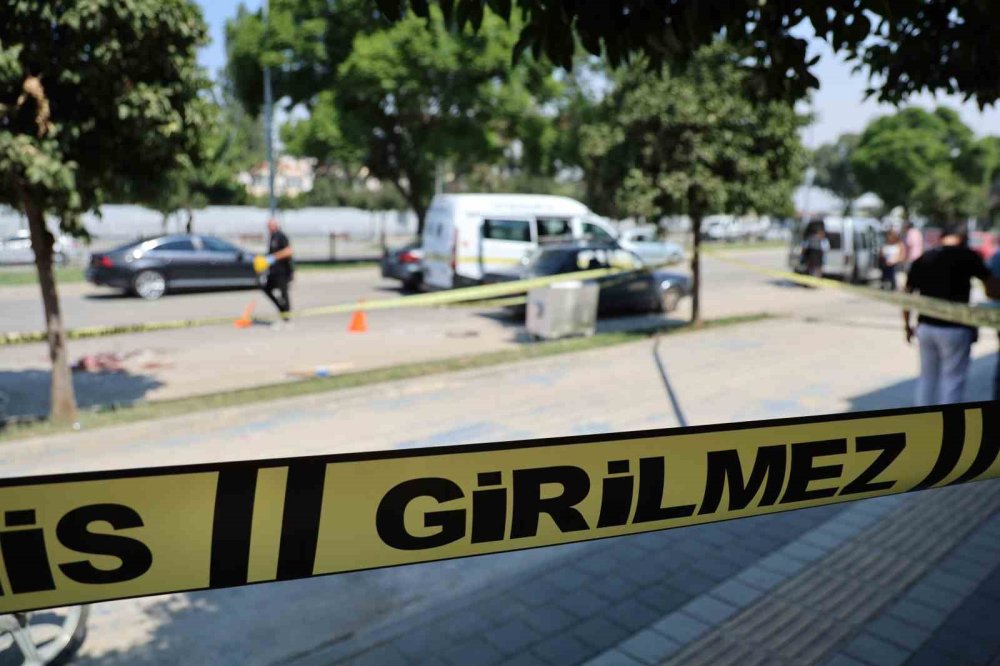 Boşanma Davası Sonrası Aileler Birbirine Girdi.. 1 Kişi Öldü, 5 Kişi Yaralandı!