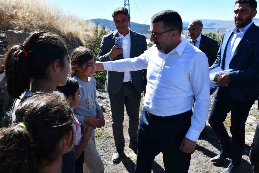 Adem Çalkın Sarıkamış’ta Köyleri Gezdi.. Yol ve Altyapı Çalışmalarını İnceledi!