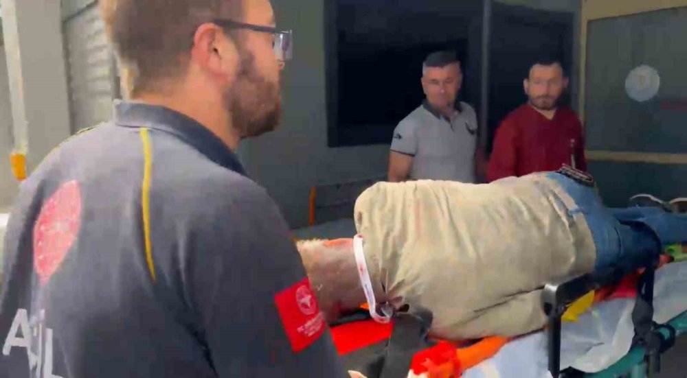 Batum’dan Ordu-Giresun’a Giden Uçak Rize Açıklarında Denize İndi.. İki Kişi Kurtarıldı!