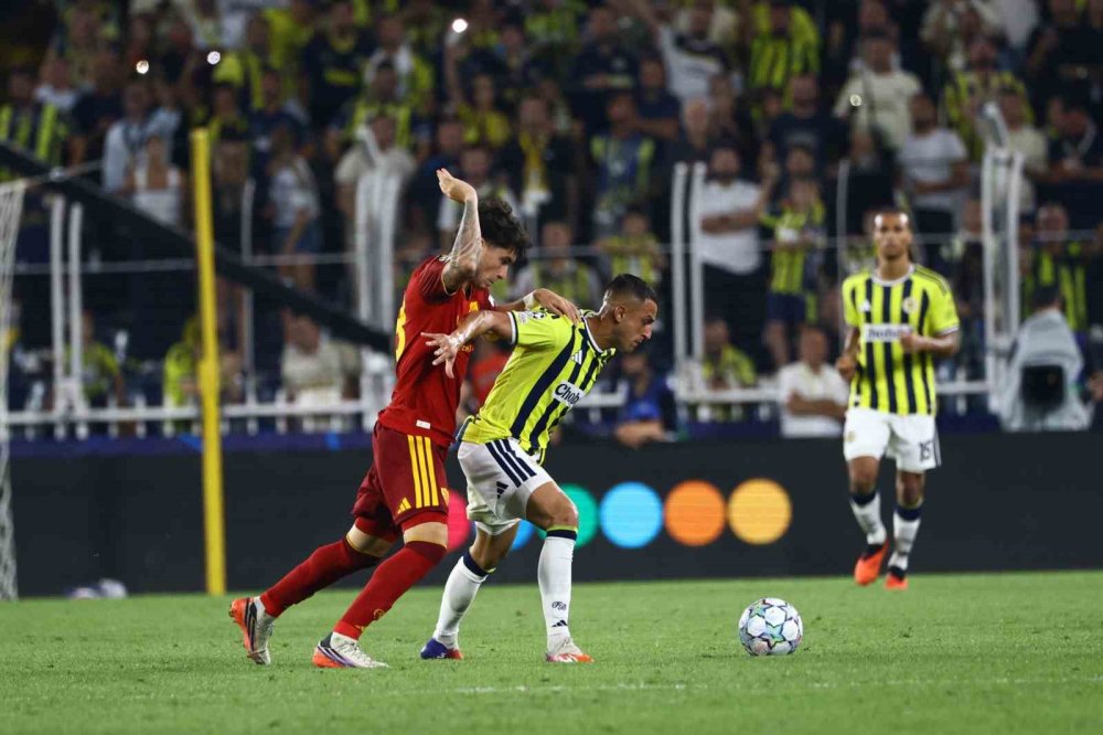 Şampiyonlar Ligi’nde Gecenin İlk Maçları Tamamlandı.. Fenerbahçe Roma’yla Berabere!