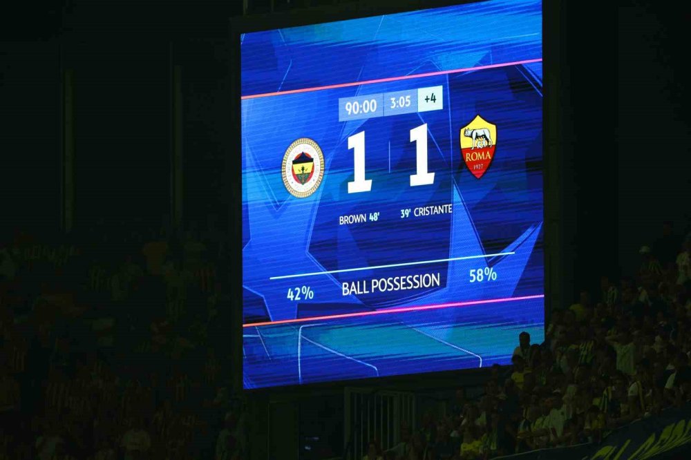 Uefa Şampiyonlar Ligi: Fenerbahçe: 1 - Roma: 1 (maç Sonucu)