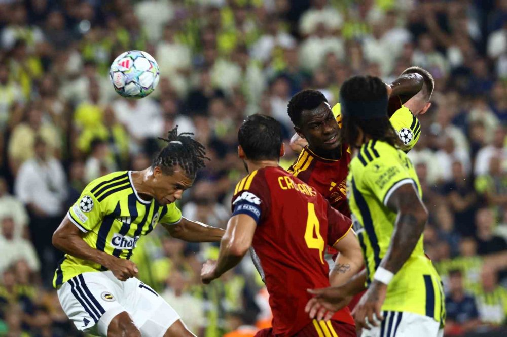 Uefa Şampiyonlar Ligi: Fenerbahçe: 1 - Roma: 1 (maç Sonucu)