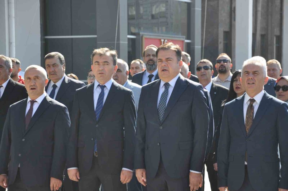 Kars’ta 56 Bin 863 Öğrenci Ve 4 Bin 89 Öğretmen İçin Yeni Eğitim Yılı Başladı