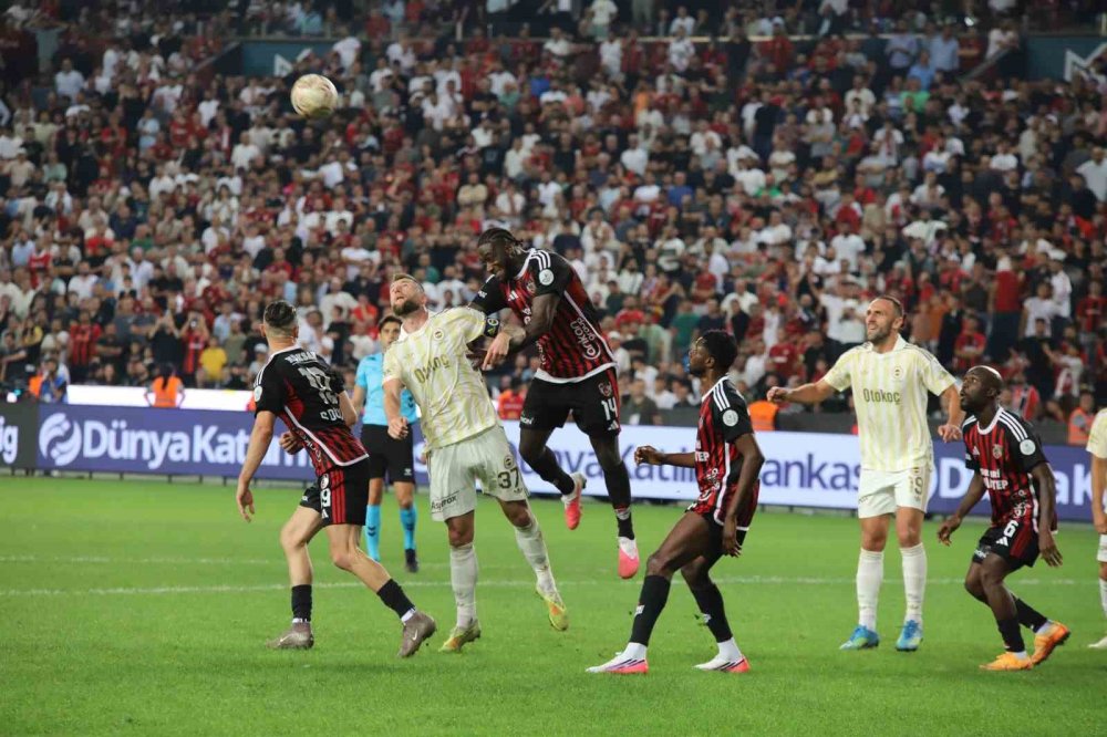 Süper Lig’de 5. Hafta Tamamlandı.. Galatasaray Zirvedeki Yerini Korudu!