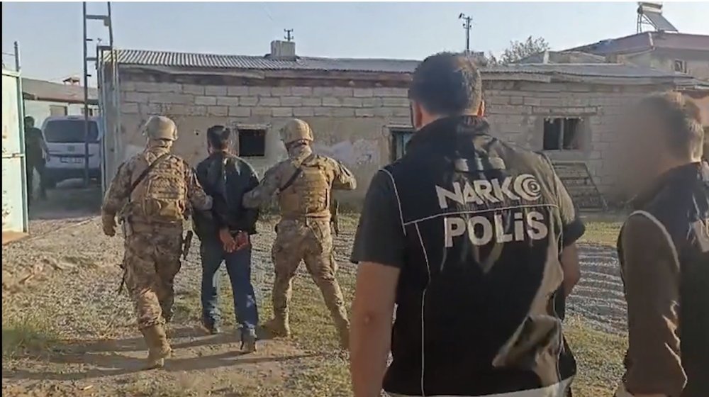 Iğdır Merkezli 7 İlde Suç Örgütü Operasyonu.. Baskınlarda 12 Şüpheli Yakalandı!