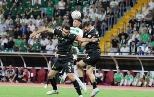Iğdır FK İki Kez Öne Geçti.. Muğlaspor 90+3’te Attığı Golle 1 Puan Aldı!