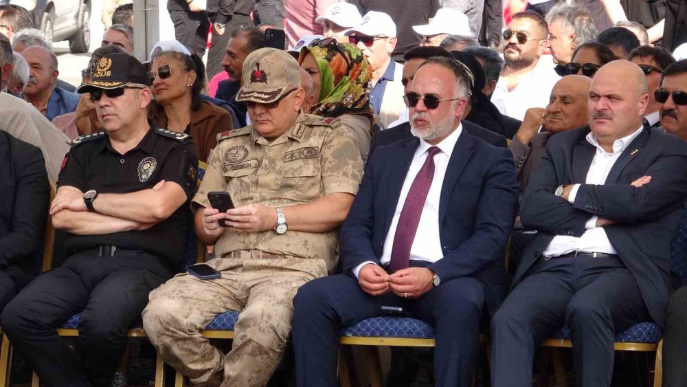 Kars Belediyesi’nin Üretim Gücü Genişledi.. 53 Yeni İş Makinesi Hizmete Girdi!