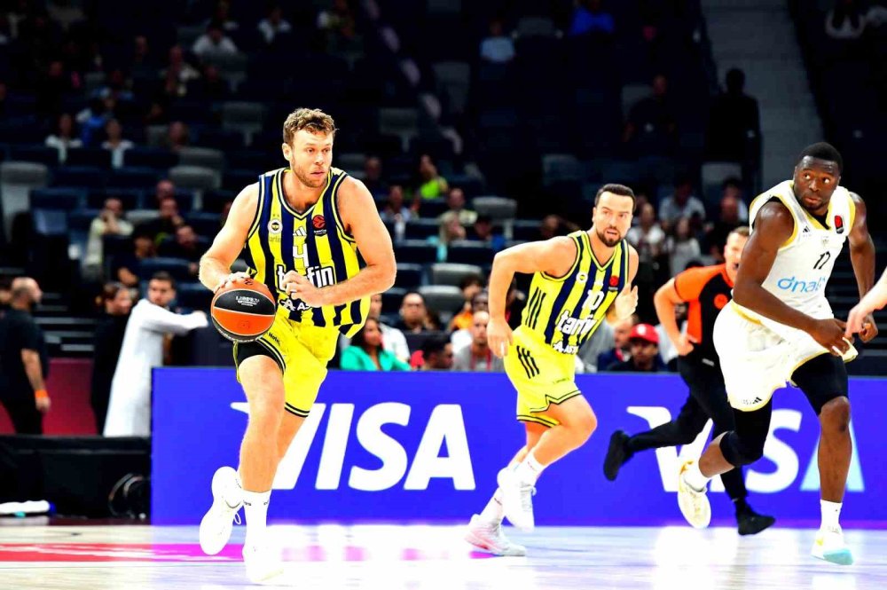 Fenerbahçe EuroLeague Süper Kupa'da Üçüncülüğü Aldı.. Dubai'yi 85-77 Geçti!