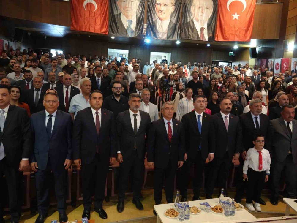 ğdır’da MHP’nin 15. Olağan İl Kongresi Yapıldı.. Hüseyin Ateş Görevini Sürdürdü!