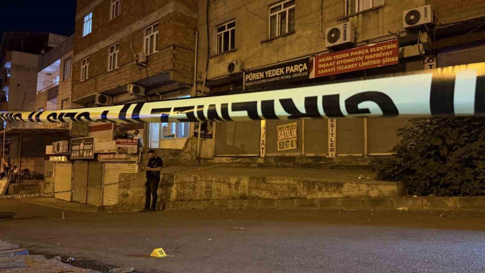 Diyarbakır’da Silahlı Kavga.. 3 Kişi Hayatını Kaybetti, Soruşturma Başlatıldı!