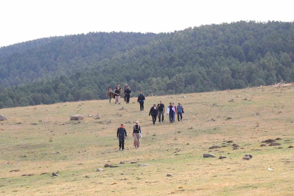 Yasamal Yaylaları’nda Doğayla İç İçe 15 Kilometrelik Rota.. Üç İlin Kesişiminde Trekking!