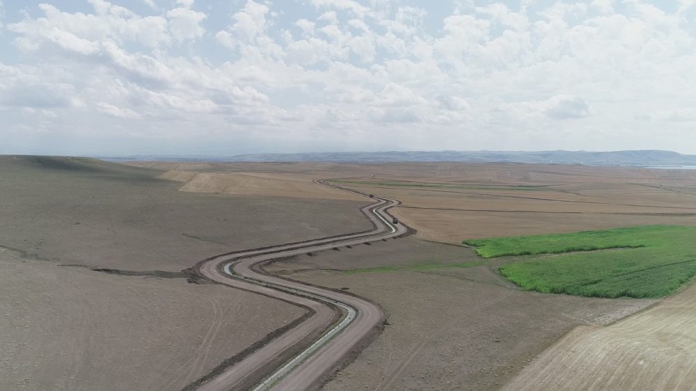 Kars’ta 200 Bin Dekarlık Tarım Arazisi Yeniden Şekilleniyor
