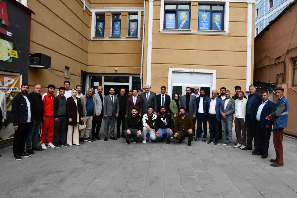 Sarıkamış’ta AK Parti Saha Çalışması.. Milletvekili Mehmet Emin Öz Esnafın Taleplerini Dinledi!