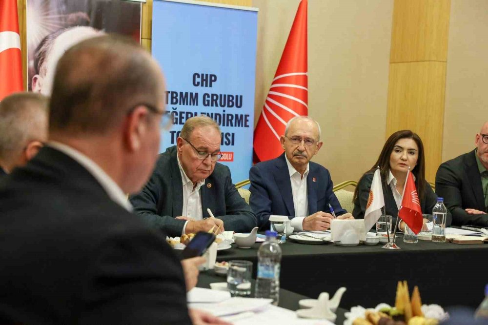 CHP’nin Abant Kampı Başladı.. Yeni Yasama Döneminin Gündemi Masaya Yatırılıyor!