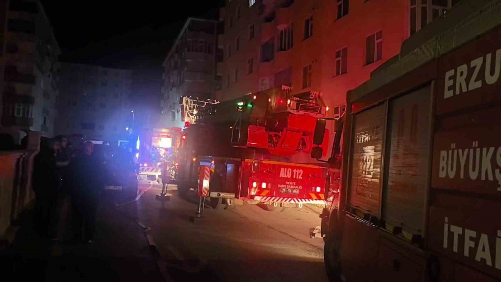 Palandöken’de Apartman Yangını Paniğe Neden Oldu.. Üst Katlar Boşaltıldı!