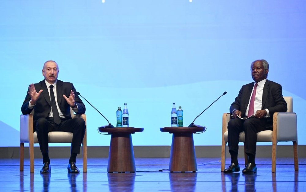 Bakü’de 2. Yatırım Forumu Sona Erdi.. 23 Anlaşma 10,8 Milyar Dolarlık Yatırım Paketi!