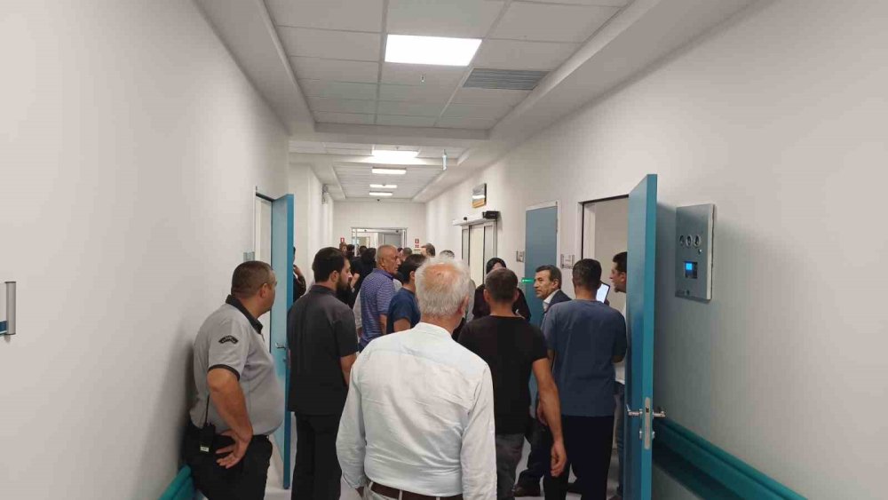 Veli Ağbaba Rahatsızlandı.. Başhekim Sağlık Durumuna İlişkin Açıklama Yaptı!