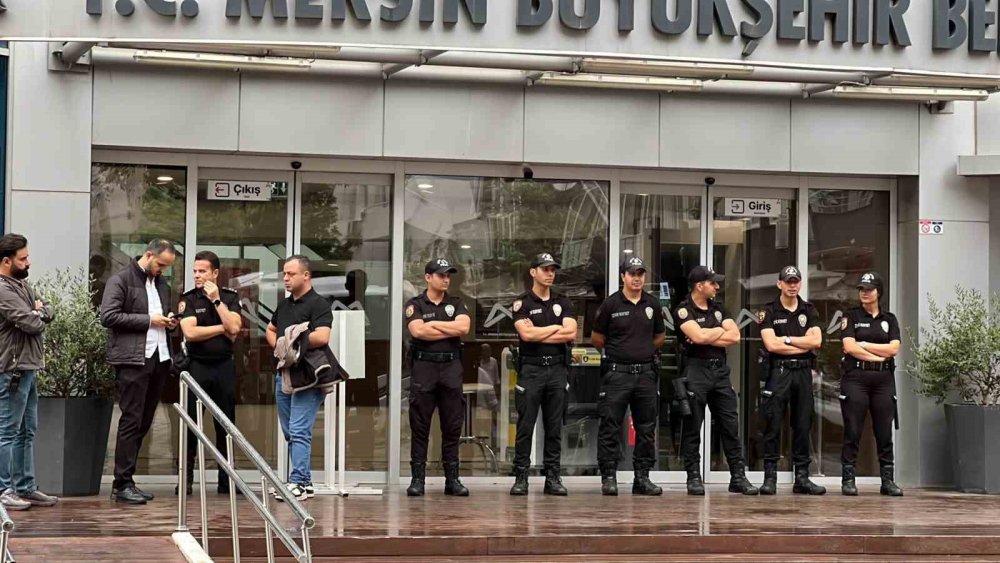 Mersin’de Sabah Baskını.. Seçer ve 2 Belediye Başkanı Dahil 59 Kişi Gözaltında!