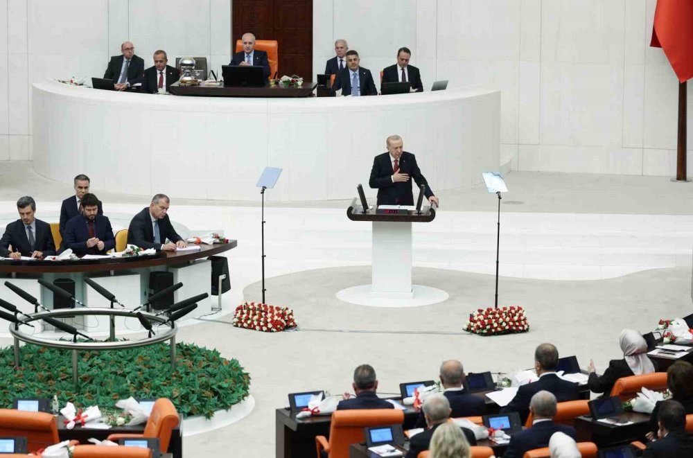 TBMM'de 28'inci Dönem 5'inci Yasama Yılı Açıldı.. Yeni Dönemin Gündemi Yoğun!