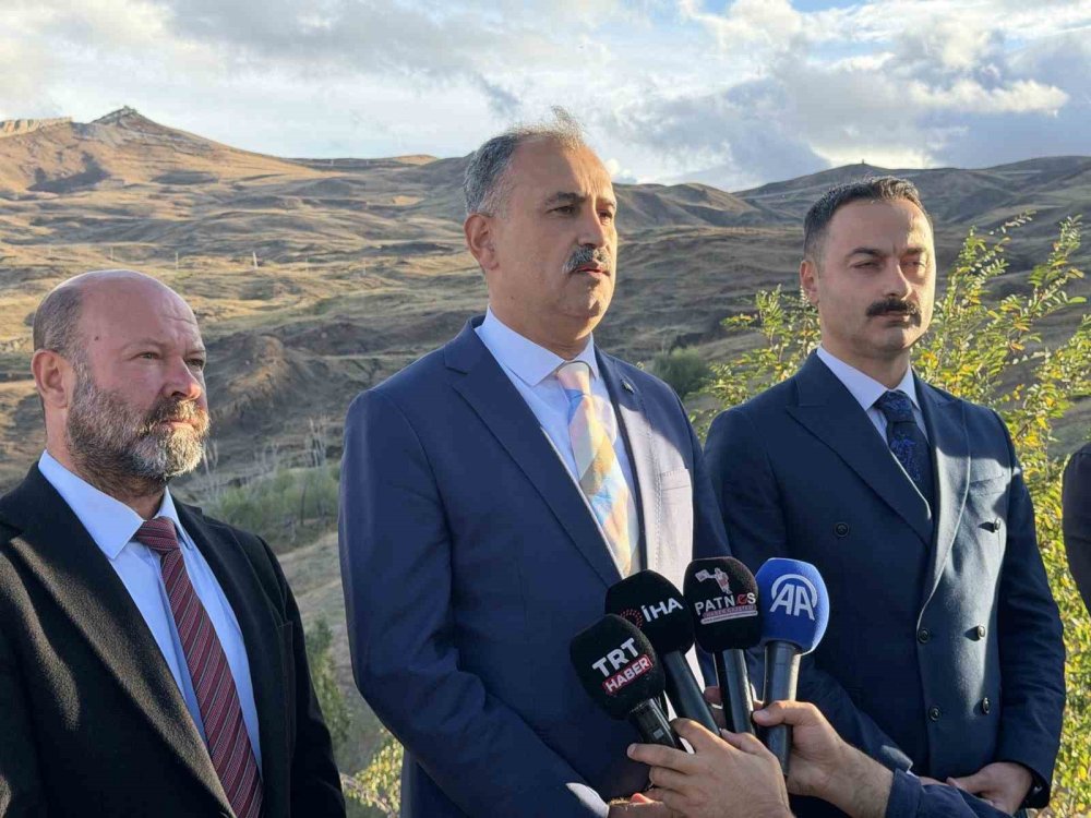 Doğubayazıt'ta Nuh'un Gemisi İddiası Araştırılıyor.. 360 Numune İncelenecek!
