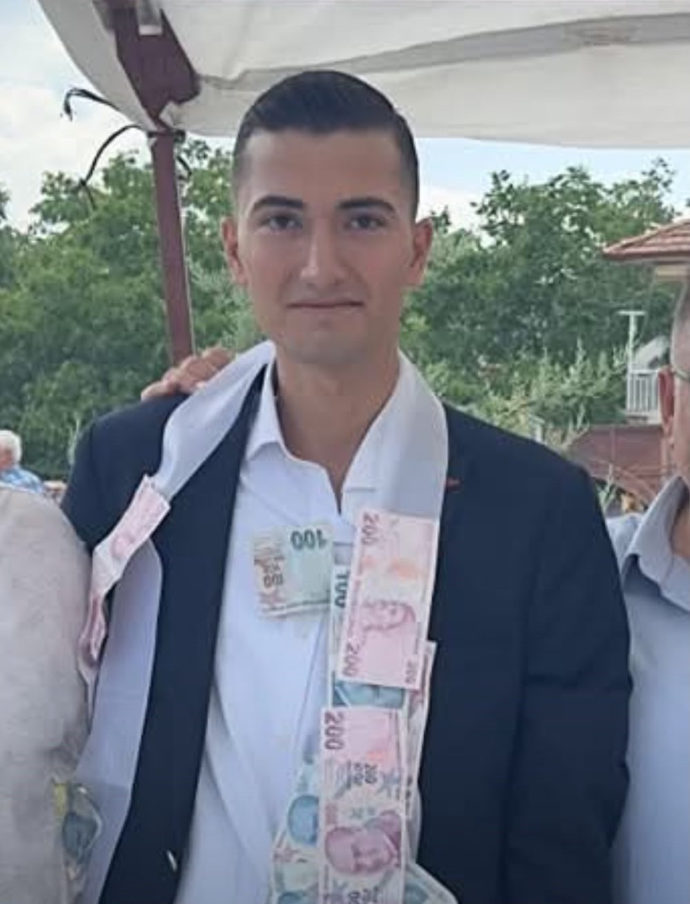 Gölde Bulunan Ceset Kayıp Olarak Aranan Tıp Öğrencisine Ait Çıktı