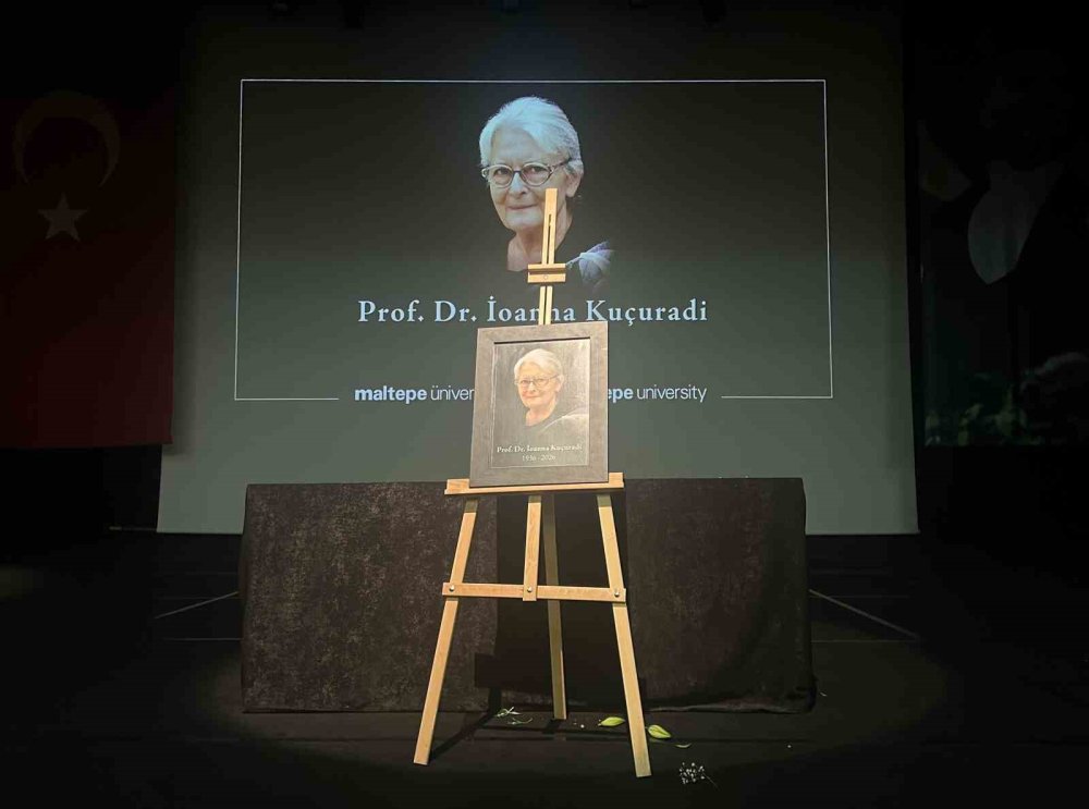 Prof. Dr. İoanna Kuçuradi Son Yolculuğuna Uğurlandı.. Şişli’de Toprağa Verildi!