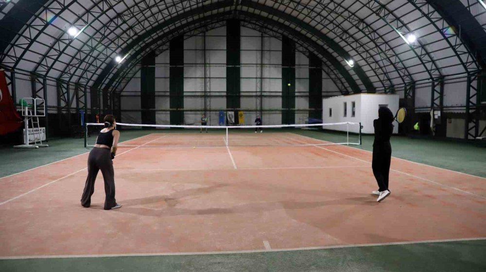 Diyarbakır’da Amed Cup Tenis Turnuvası Başladı.. 354 Sporcu Dört Kategoride Yarışıyor!