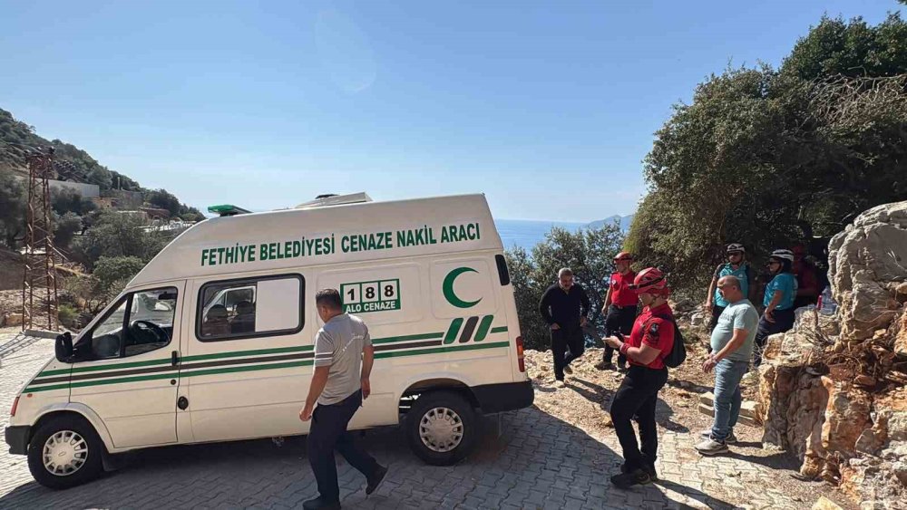 Fethiye Babadağ’da Yamaç Paraşütü Kazası.. Rus Uyruklu Paraşütçü Öldü!