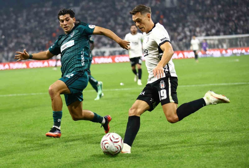 Süper Lig’de 7. Hafta Sona Erdi.. Galatasaray Lider, Beşiktaş Takipte!