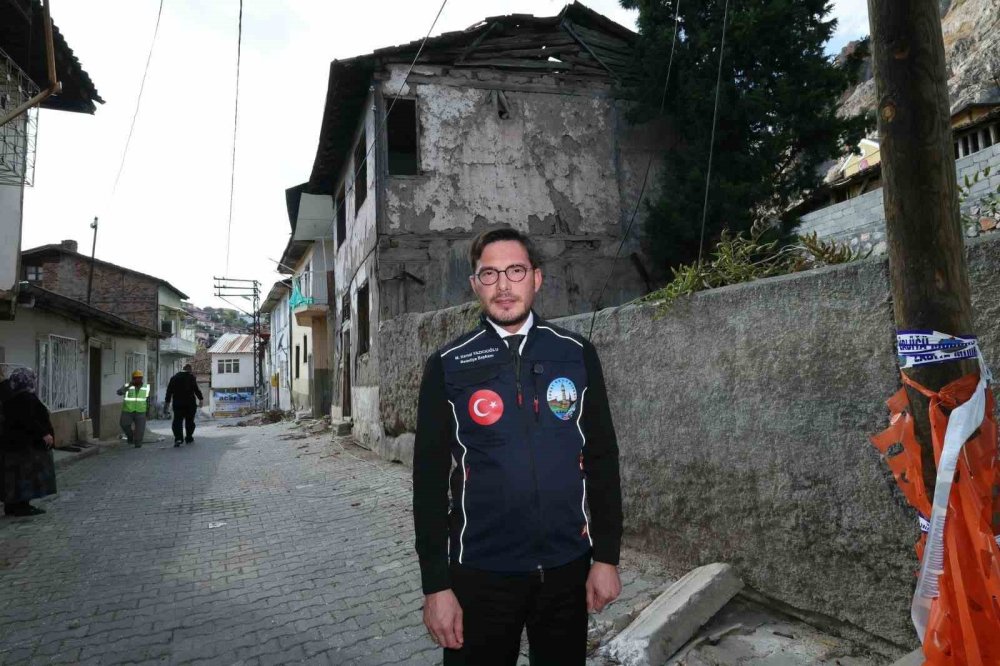 Tokat’ta Dört Mahallede Dönüşüm Başladı.. Yıkımlar Sürüyor, 262 Konut Yapılacak!