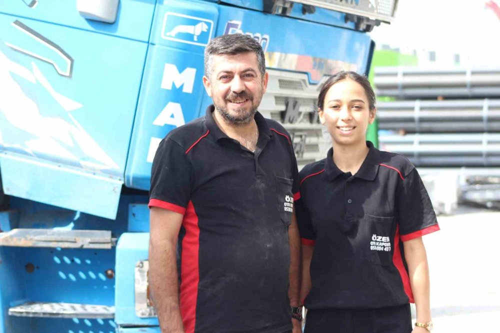 Babasının Yanında Mesleği Öğrendi.. 17 Yaşındaki Fatma Ustalığa Hazırlanıyor!