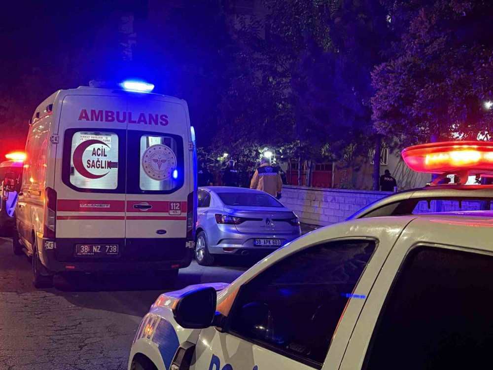 Kayseri’de Tartışma Cinayetle Bitti.. Babasını Öldüren Oğlu İlaç İçti!