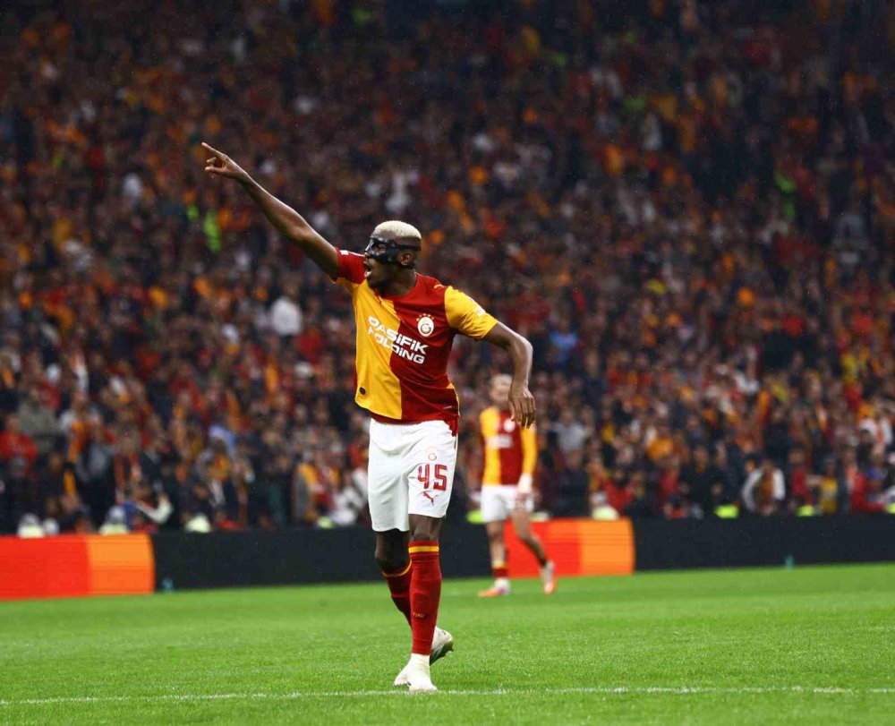 Uefa Şampiyonlar Ligi: Galatasaray: 1 - Barcelona: 4 (maç Sonucu)